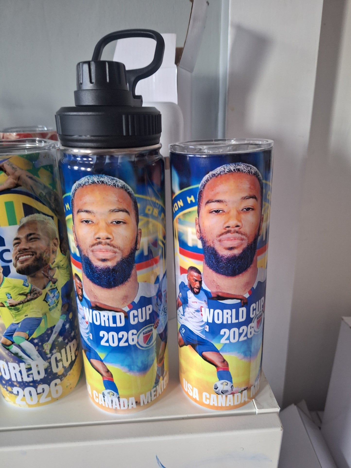 Haitian player World Cup 2026 Soccer Tumbler – Football Fan Gift – Team Country Stainless Steel Cup – Sports Travel